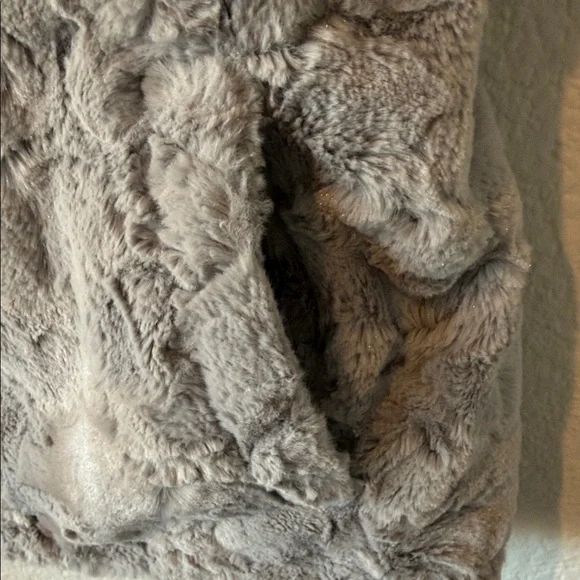 The North Face Women's M‎ Textured reversible Gray Vest - Picture 4 of 6